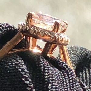 Rose gold pink morganite and diamond bridal set rings